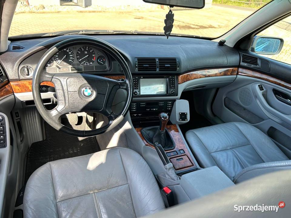 BMW 523 samochód osobowy 1998r Świdnica