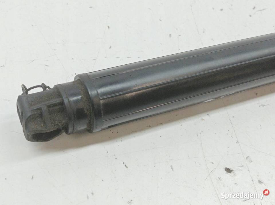 SIŁOWNIK KLAPY BAGAŻNIKA TYŁ ELEKTRYCZNY KOMBI