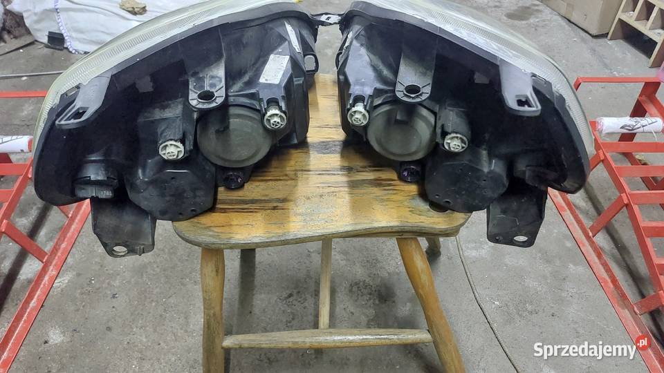 Fiat Punto lampy przód komplet Lampy przednie Paczków sprzedam