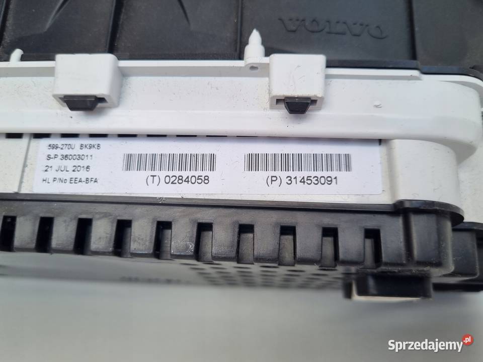 Volvo XC60 I LIFT diesel LICZNIK ZEGARY TFT Liczniki i zegary Chełm