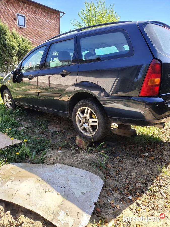 Sprzedam 2x Ford Focus 3100