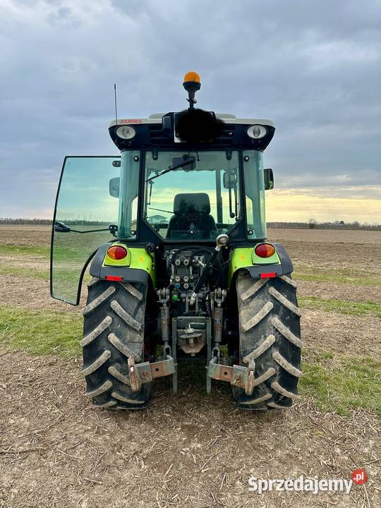 Ciągnik Sadowniczy Class Nexos 240VL Ukł. ham. do przyczep pneum. Granice