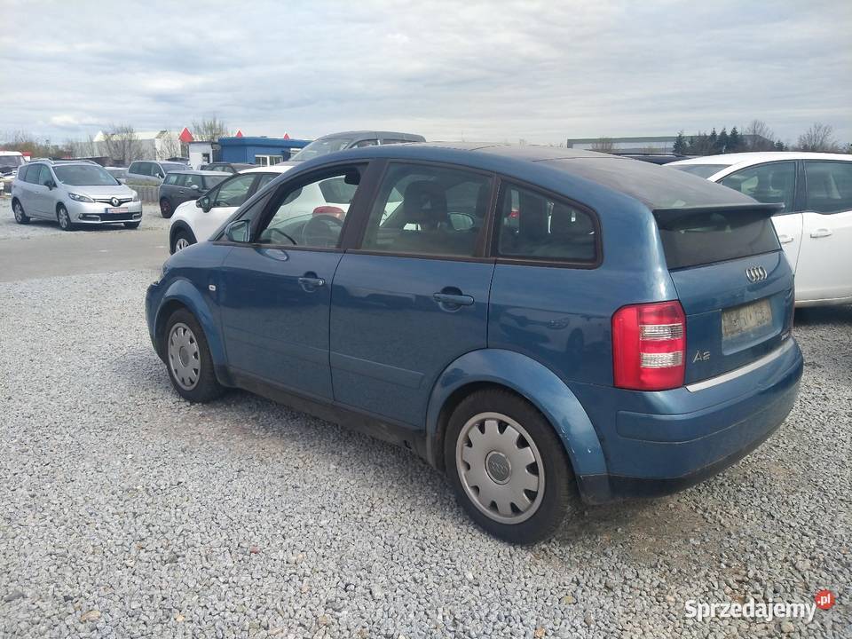 Audi A2 16 benzyna 110 świeżo sprowadzony uszkodzony Działdowo