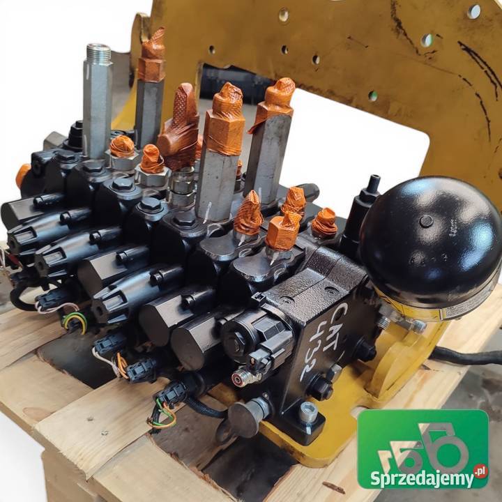 Rozdzielacz hydrauliczny L21F634 Caterpillar Hydraulika Wilkowo
