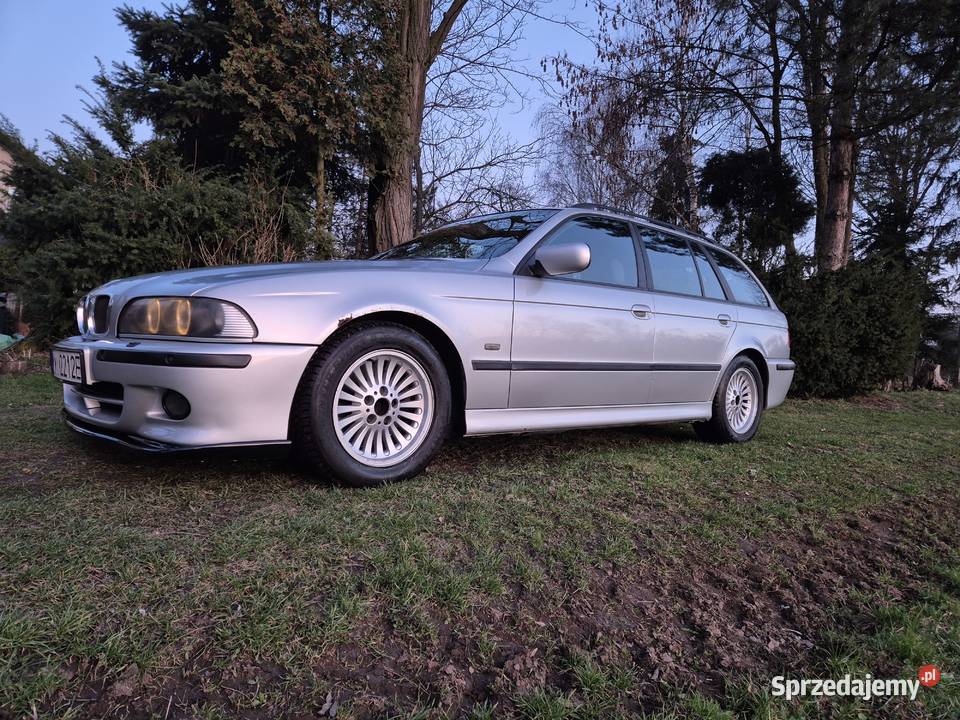 Bmw e39 30 d 2002 r Niewiarów