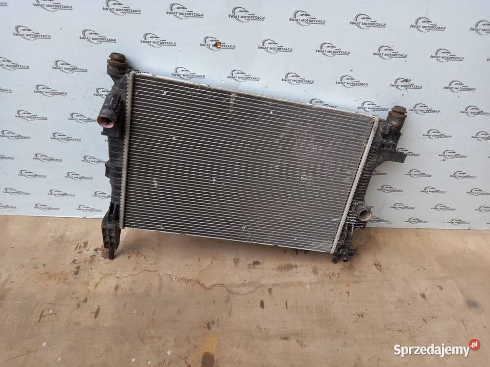 FORD FOCUS MK3 III 10 B 13r chłodnica wody Kielce