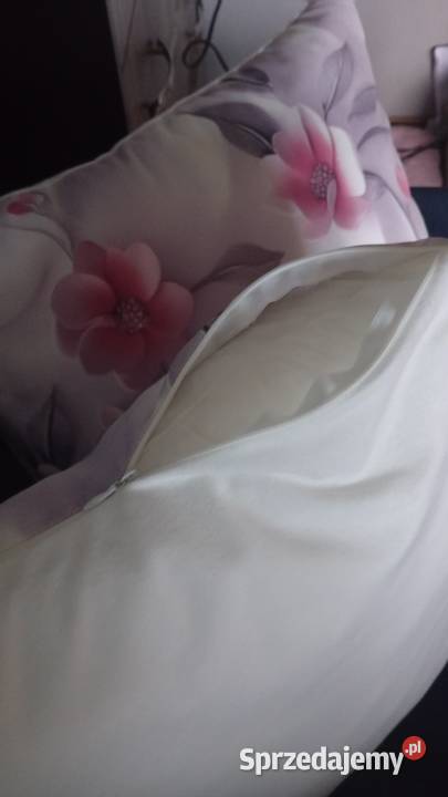 Dwie poduszki dekoracyjne Poduszki dekoracyjne kujawsko-pomorskie Inowrocław