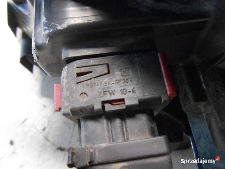 LAMPA PRAWA PRZEDNIA PRZÓD XENON OPEL VECTRA C Lampy przednie