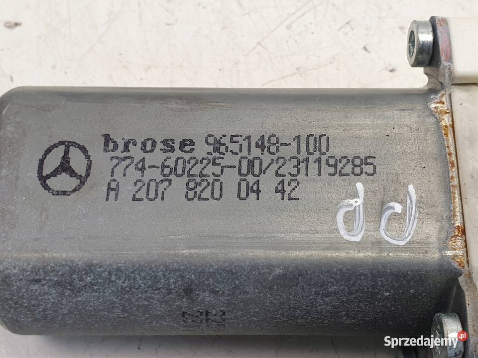 Mercedes C207 A207 W207 SILNICZEK PODNOSZENIA Części samochodowe Rudka