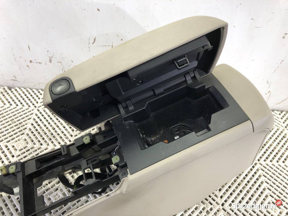 PODŁOKIETNIK PEUGEOT 508 SW I Kombi 1018 podkarpackie