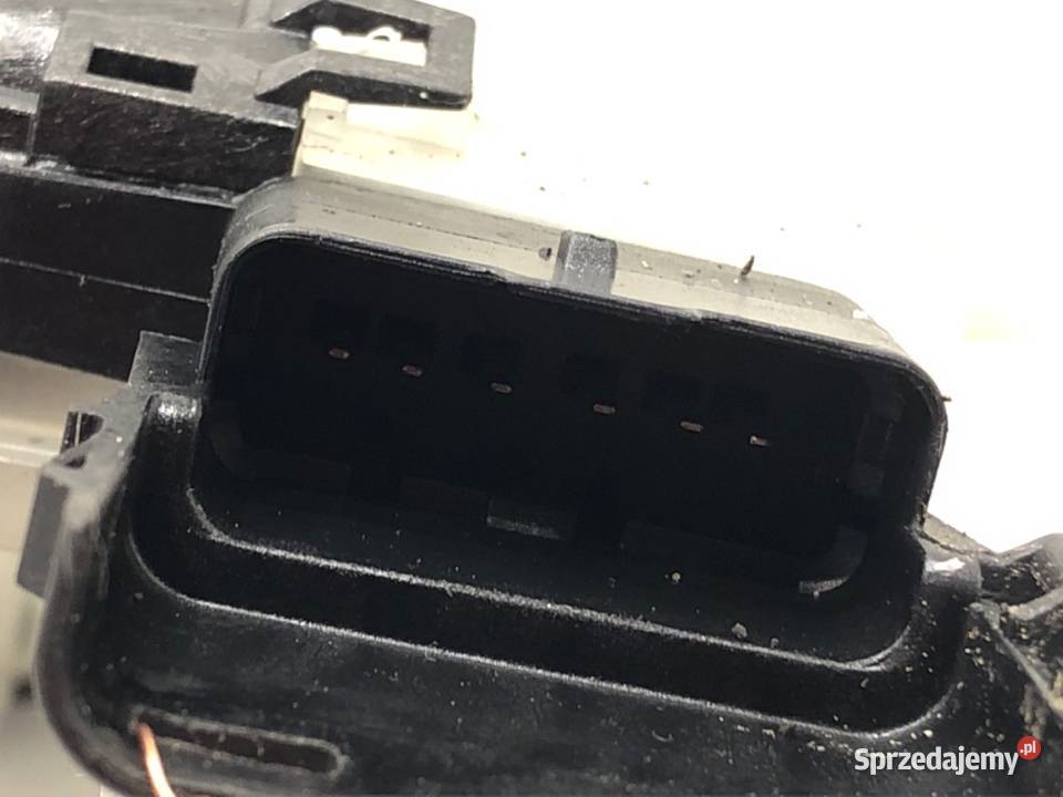 ZAMEK DRZWI LEWY TYŁ OPEL CORSA F Hatchback