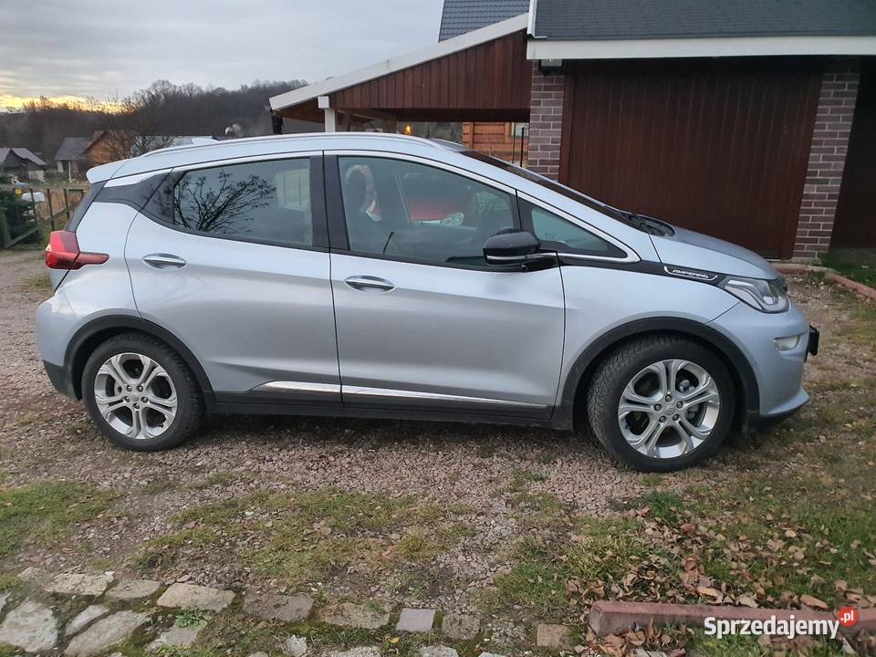 Opel Amperae nieuszkodzony Bolechowice