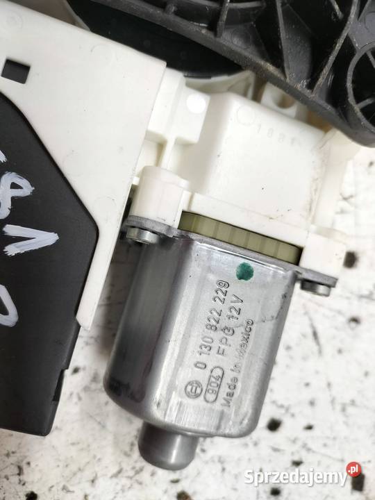 MECHANIZM SZYBY LEWY PRZÓD USA 561837461D VW