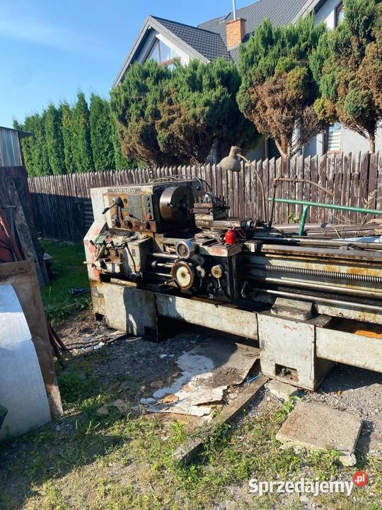 Tokarka uniwersalna TUJ 50 X 2000 Zakłady sprzedam