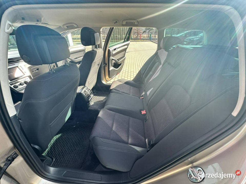 Volkswagen Passat Variant Łopatki Climatronic x3 gniazdo USB opolskie