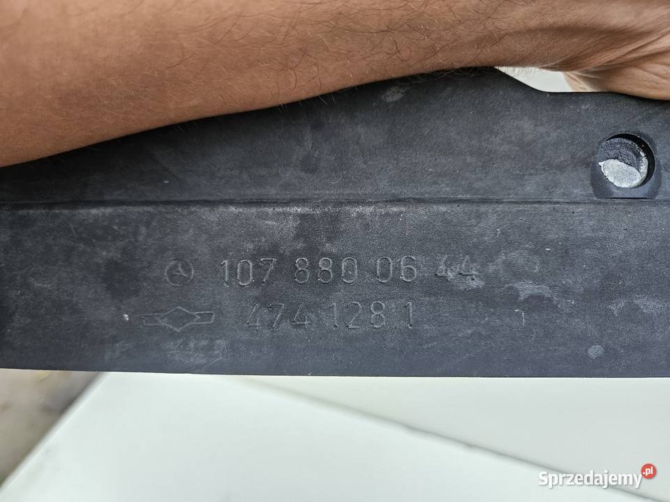 MERCEDES SL R107 LISTWA ZDERZAKA TYŁ TYLNA Międzychód sprzedam
