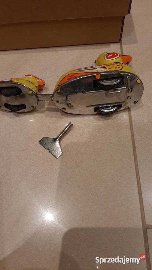 Zabawka Metalowa Nakręcana Kaczuszki w Rzędzie Nowa Sól