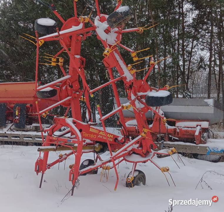 Przewracarka przetrząsarka Agram