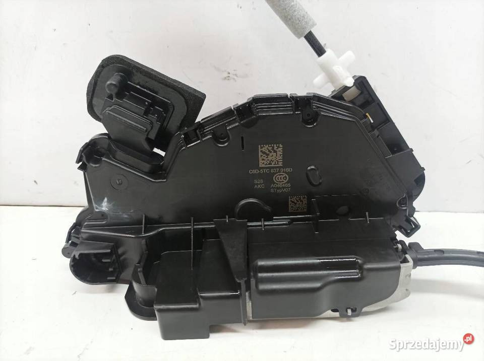 ZAMEK DRZWI PRAWY PRZÓD 5TC837016D Skoda Karoq I