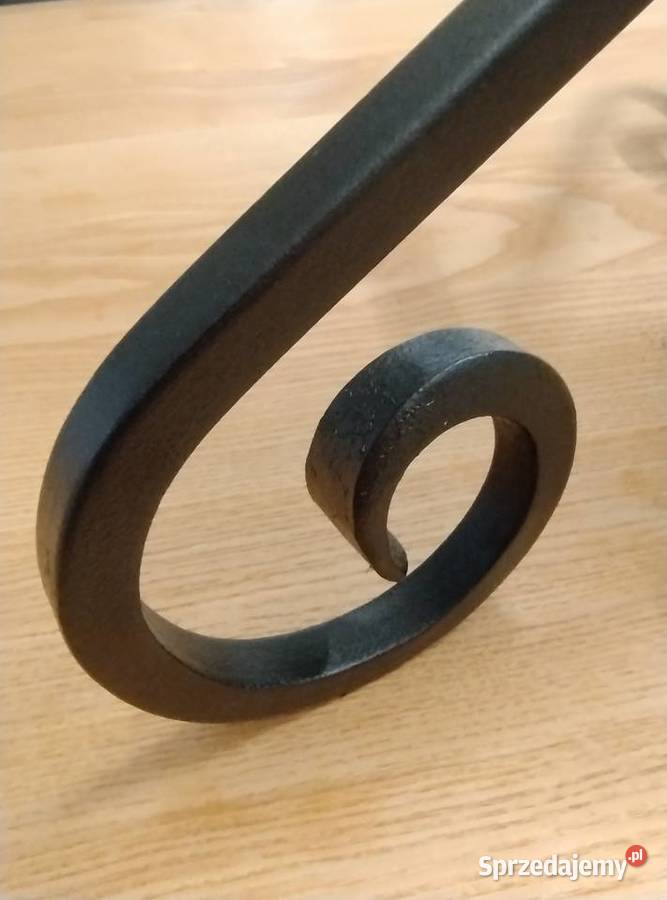 Stojak choinkowy kuty klasyczny czarny kuty