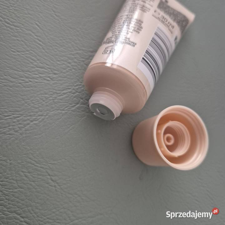 Maybelline podkład affinitone odcień 09 Katowice