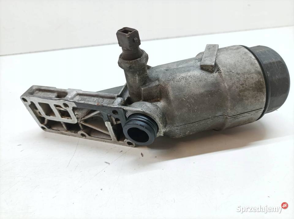 OBUDOWA FILTRA OLEJU 1715878 19 8V Bmw Seria 3 sprzedam
