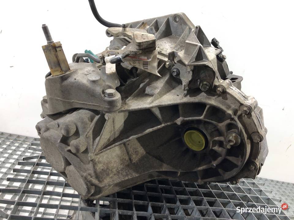 SKRZYNIA BIEGÓW DACIA DUSTER TL4B082 12 125 1018