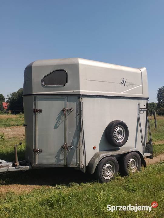 Przyczepa do przewozu dwóch koni Do przewozu koni