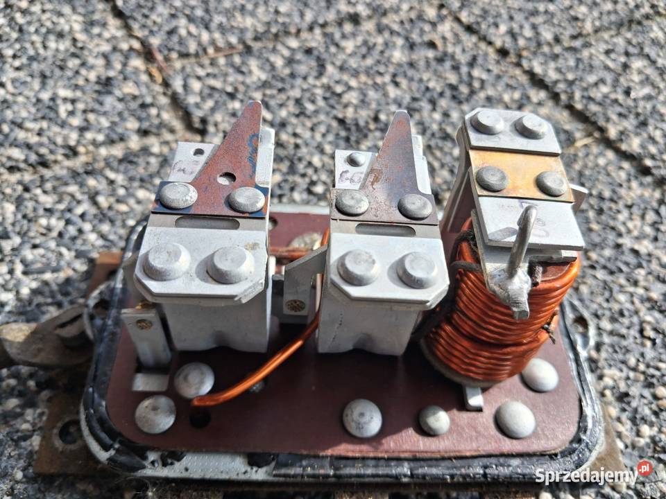 Regulator napięcia Bosch Dkw AutoUnion nsu mz Annopol sprzedam