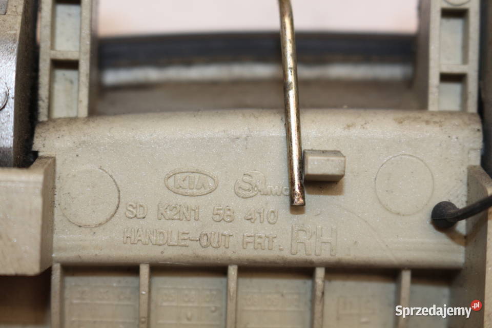 KIA SHUMA 2 0105 KLAMKA ZEWNĘTRZNA PRAWA PRZÓD
