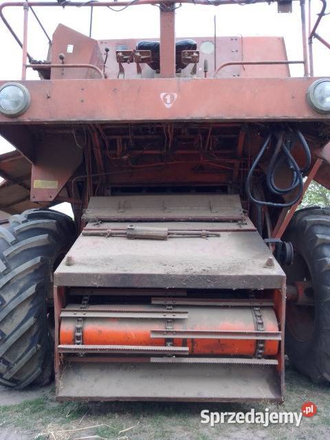 Sprzedam Bizon Z056 plus stół do rzepaku Kombajny Retkowo