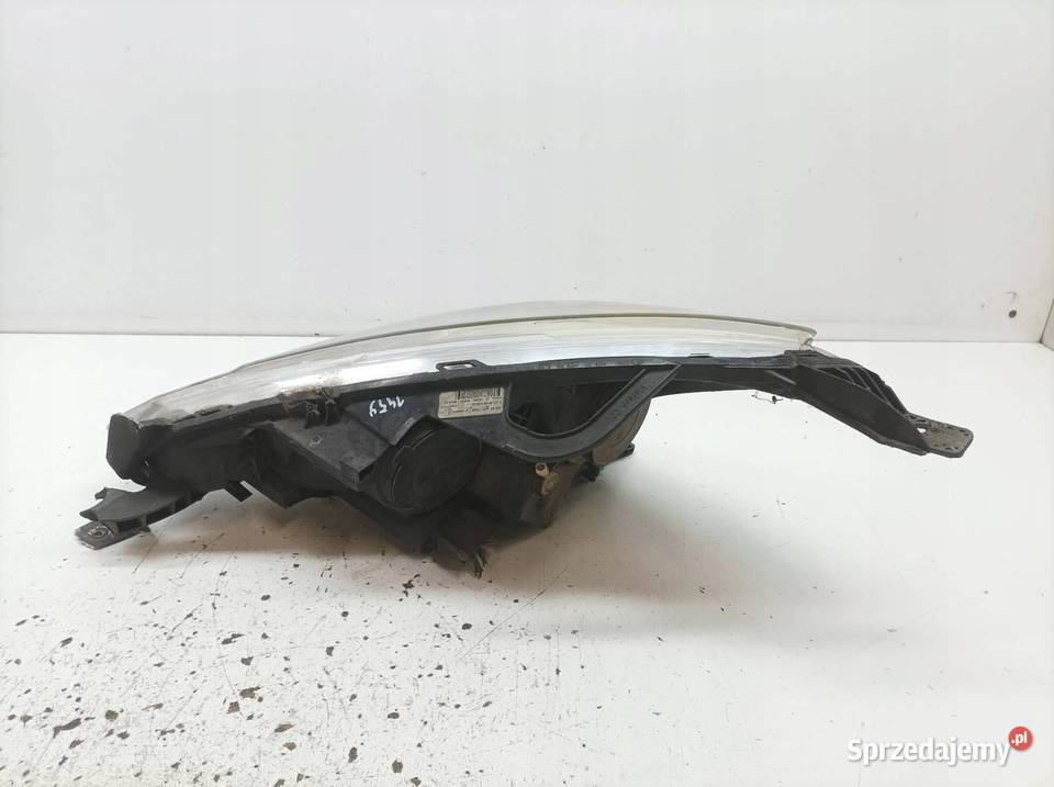 LAMPA PRZÓD PRAWA EU 9673814380 Citroen C3 II Lampy przednie