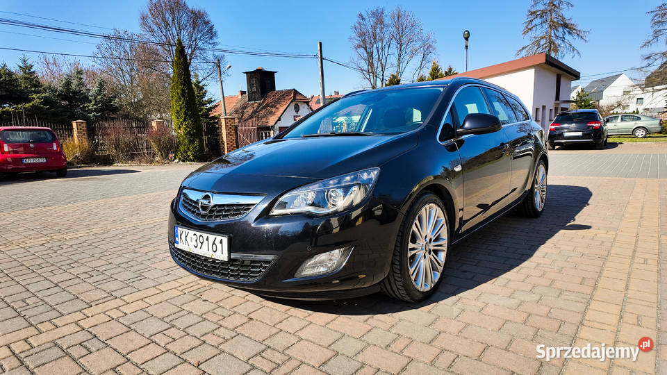 Opel Astra 16 TURBO 180 bixenon skrętny AFL nawigacja Kraków