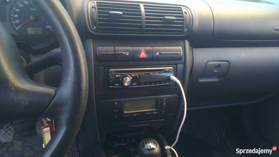 Seat Leon 19 tdi 110 signo Hatchback sprzedam