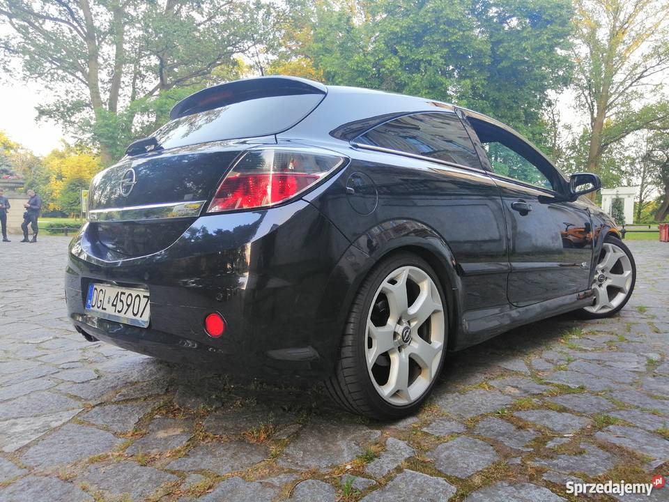 Opel Astra H GTC OPC Recaro