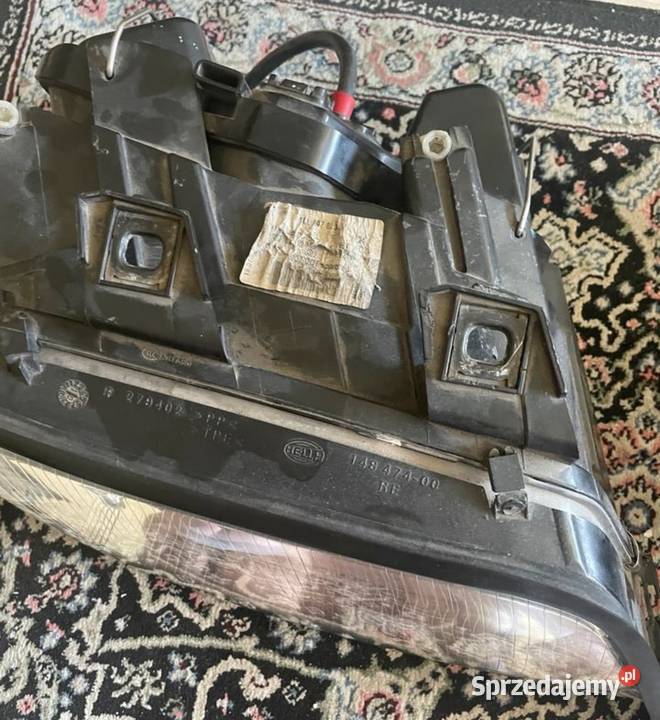 A6 B5 4b lampy prawa i lewa xenon made in osobowe Braciejowa sprzedam