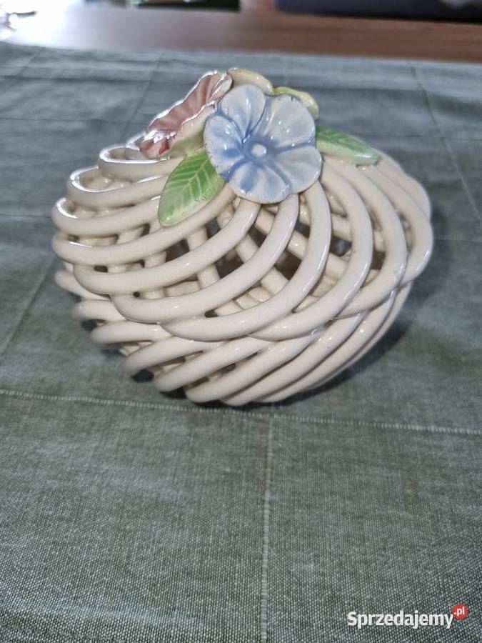 Boboniera koszyczek ażurowy vintage Ceramika i szkło sprzedam