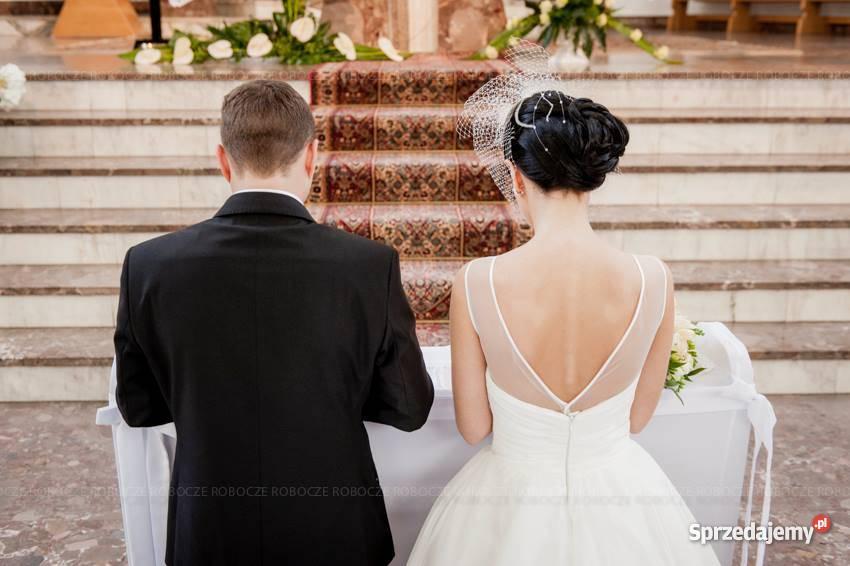 SUKNIA ŚLUBNA IVORY 78 z 2014 roku 3638 sprzedam