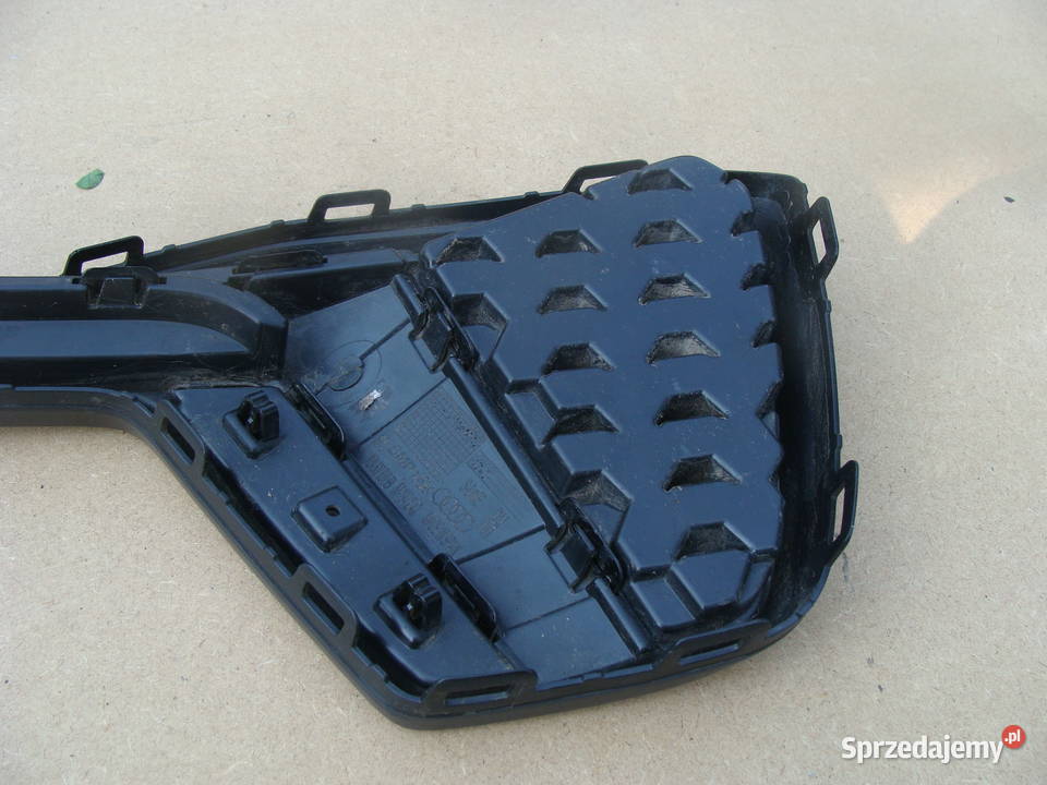 AUDI A1 II SLINE KRATKA PRAWA TYŁ 82A807834B sprzedam