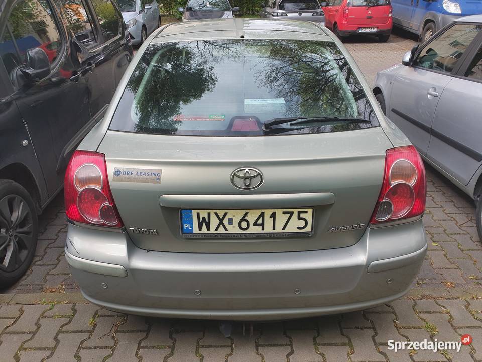 Avensis 2007r benzyna Warszawa nieuszkodzony mazowieckie sprzedam
