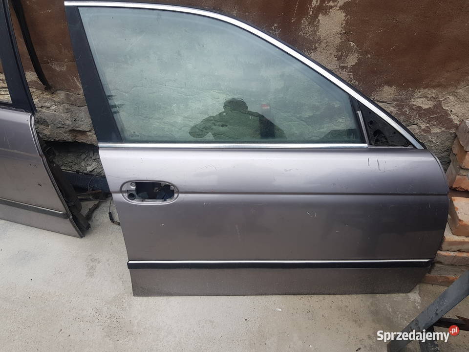 bmw e 39 szyba prawa przod osobowe Jędrzejów