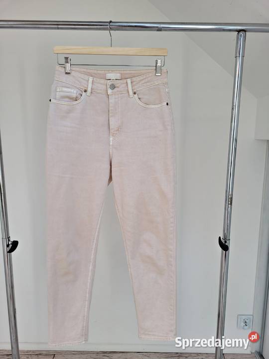 Kremowe beżowe jeansy straight mom jeans wysoki