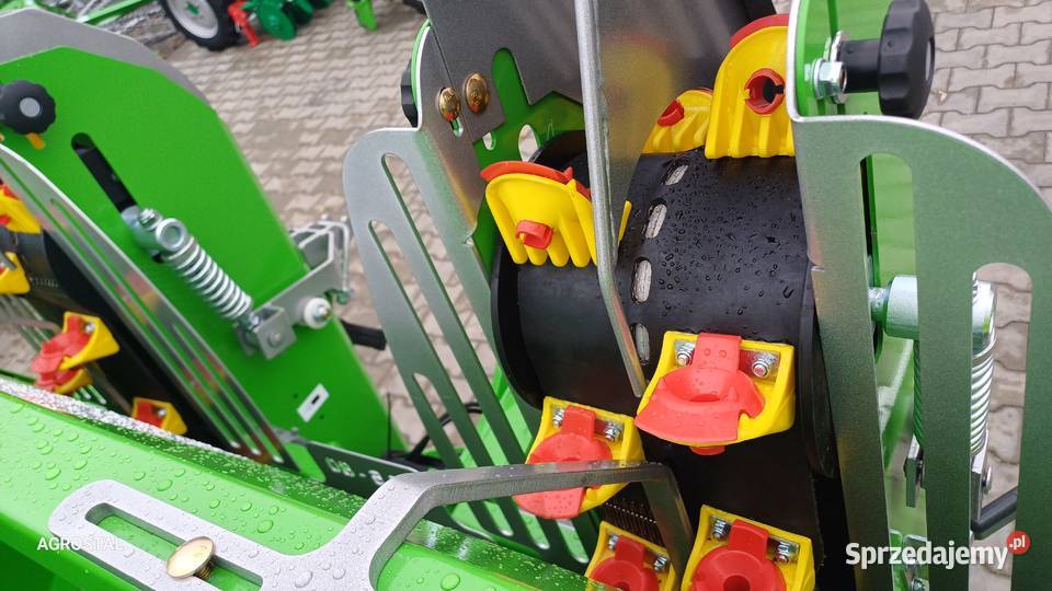 Sadzarka do ziemniaków Bomet S339 zbiornik 800L Maszyny rolnicze Tarnogród