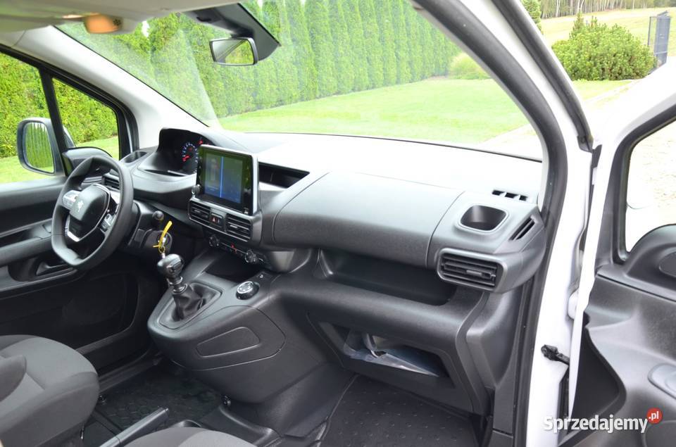 Peugeot Partner Super stan Tablet Nawigacja Turek sprzedam