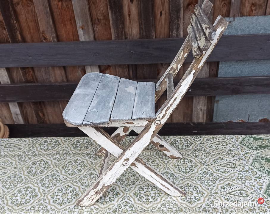 Stare drewniane krzesełko Pozostałe łódzkie Wieluń