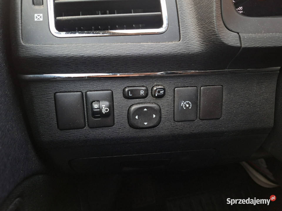 Toyota Avensis 2013r18 VALVEMATiC benzyna Kamera ASR (kontrola trakcji) Olsztyn sprzedam