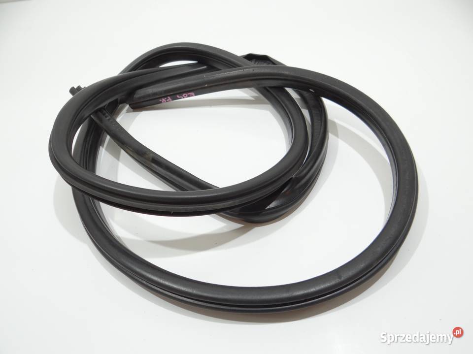 USZCZELKA DRZWI PRAWY PRZÓD BMW X1 E84 2990833 Strzyżewice