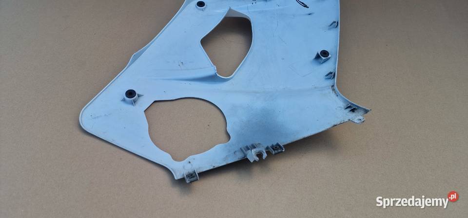 YAMAHA FZR 600 95 BOK BOCZEK OWIEWKA OSŁONA LEWA Bieleń