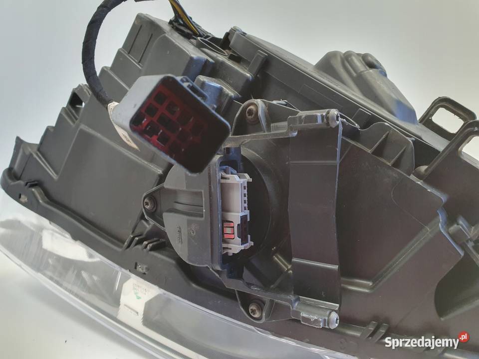 LAMPA PRAWA Volvo S60 II V60 LIFT prawy przód Części samochodowe Chełm