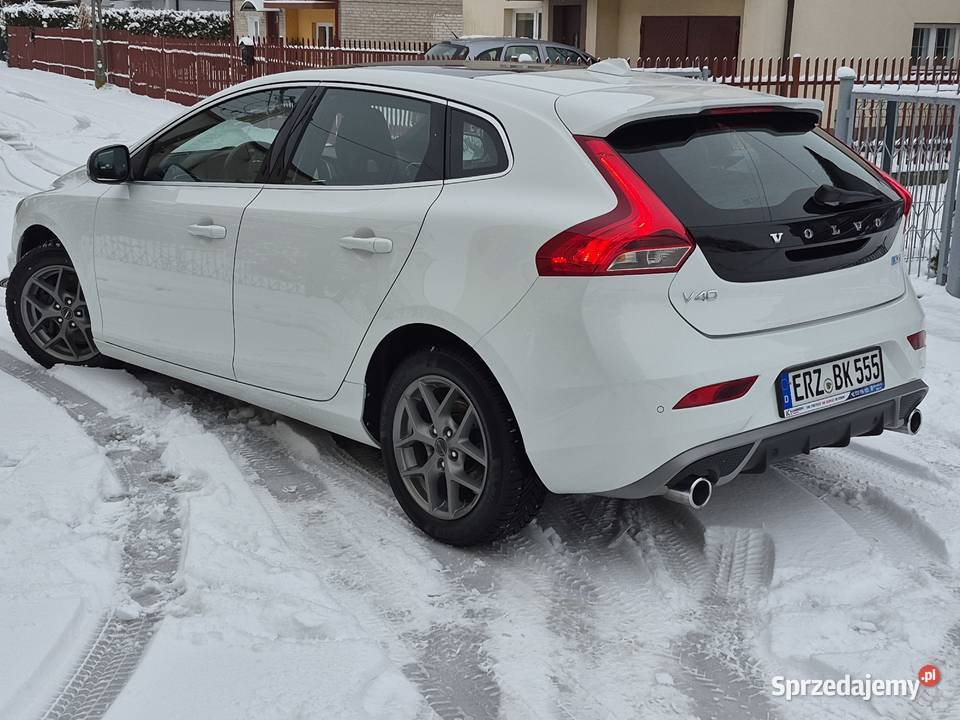 Volvo V40 20 d4 190 RDESIG FULL światła przeciwmgielne świętokrzyskie Ostrowiec Świętokrzyski